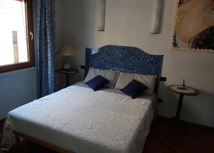 Nido Estense Ad Un Respiro Dal Castello 아파트