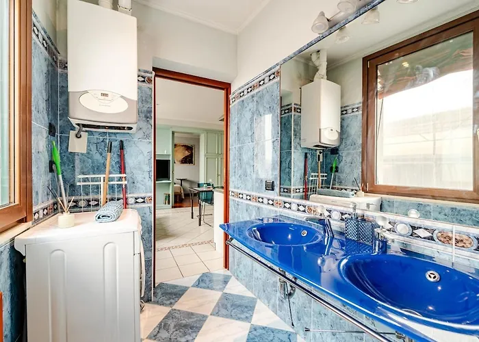 Lägenhet Nido Estense Ad Un Respiro Dal Castello